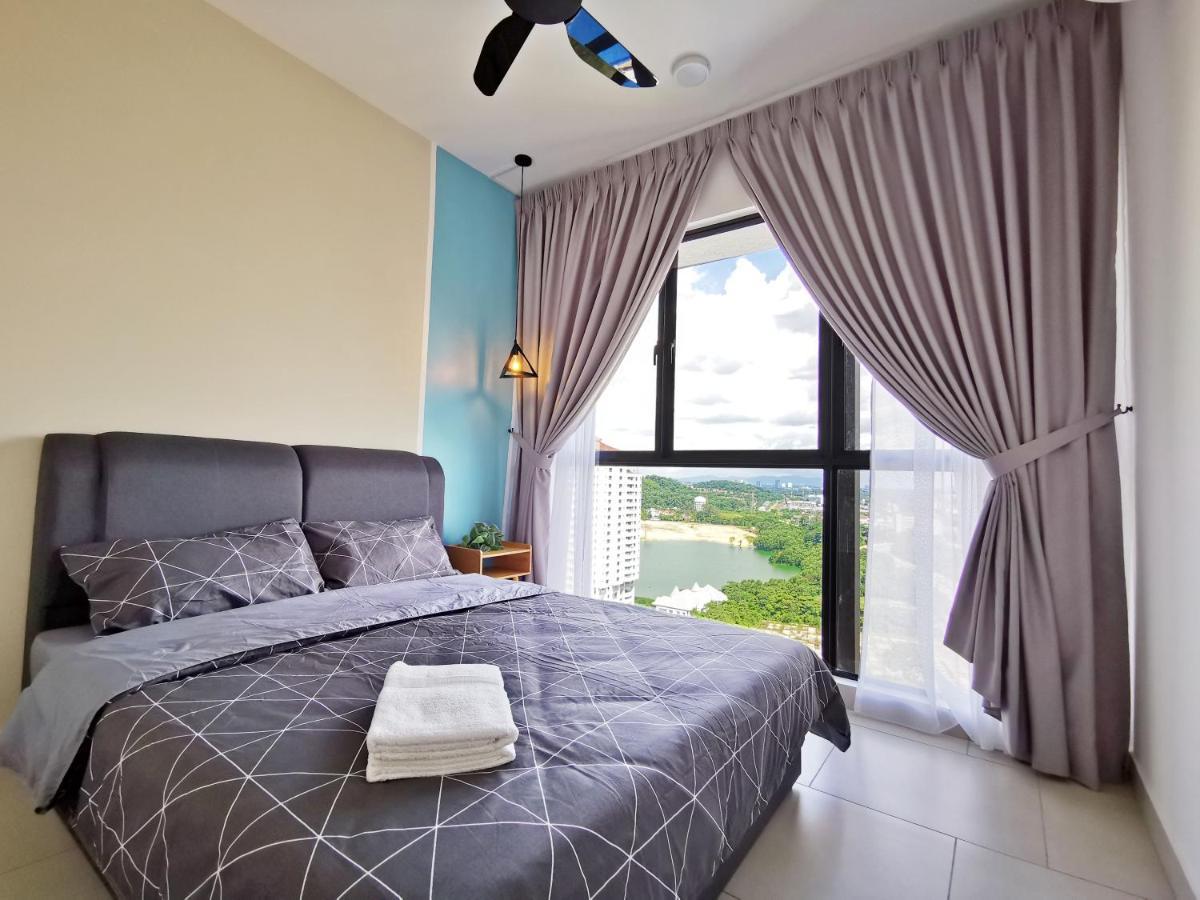 Astetica Pool & Lake View High Floor 100Mbps Wifi Netflix 세리 켐방안 외부 사진