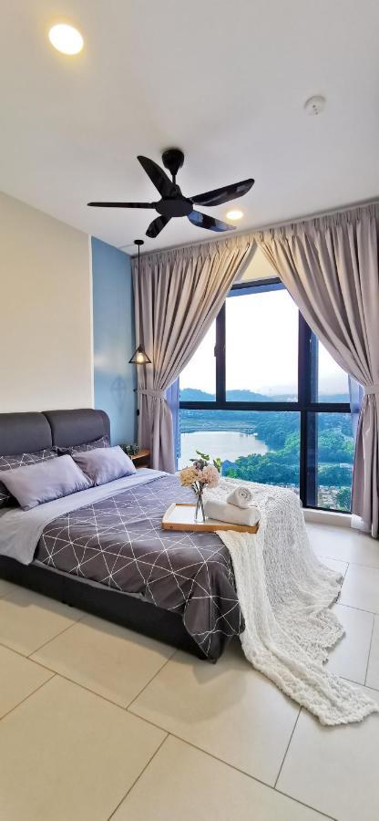 Astetica Pool & Lake View High Floor 100Mbps Wifi Netflix 세리 켐방안 외부 사진